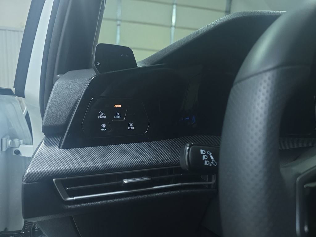 Used 2025 Volkswagen Golf w/ Euro Style Package image 14