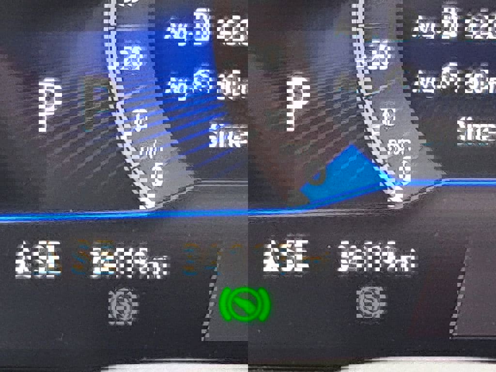 Used 2025 Volkswagen Jetta Sport image 8