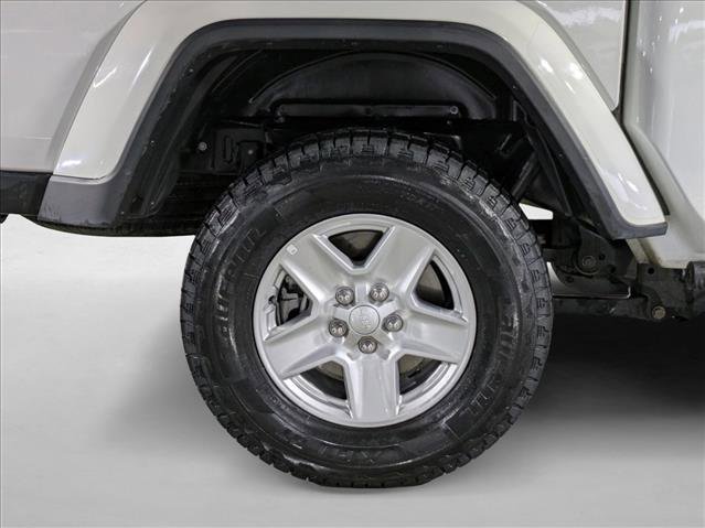 Used 2021 Jeep Gladiator Sport image 22