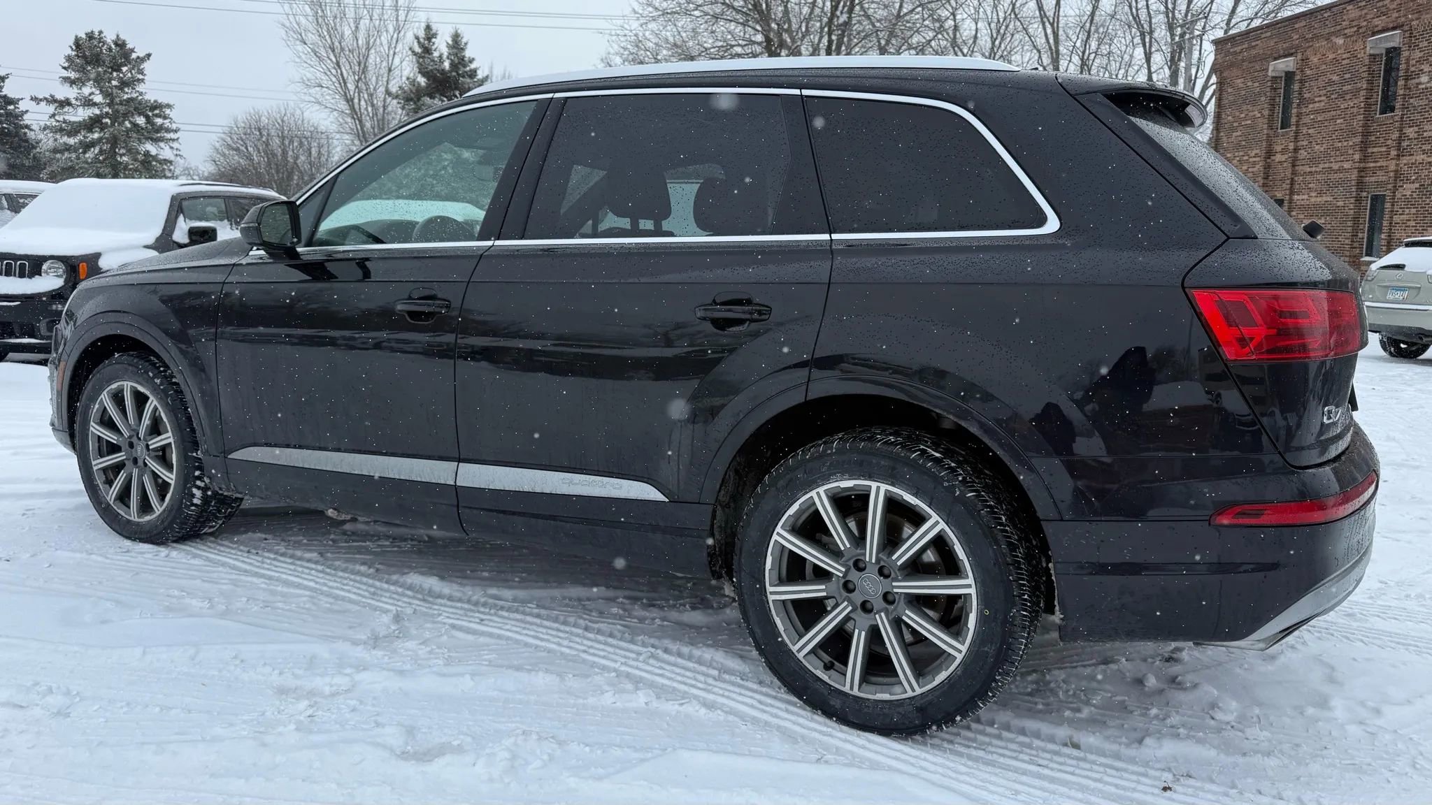 Used 2019 Audi Q7 3.0T Premium Plus w/ Premium Plus Package image 3