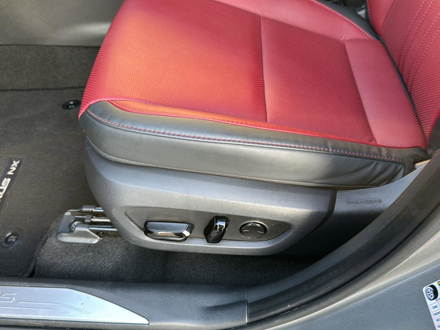 Certified 2025 Lexus NX 350 AWD w/ Premium Package image 27