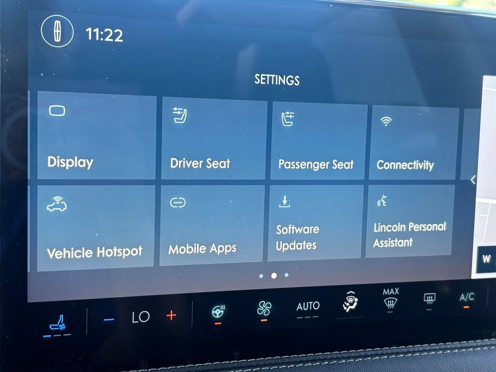 Used 2023 Lincoln Corsair AWD w/ Equipment Group 101A image 35