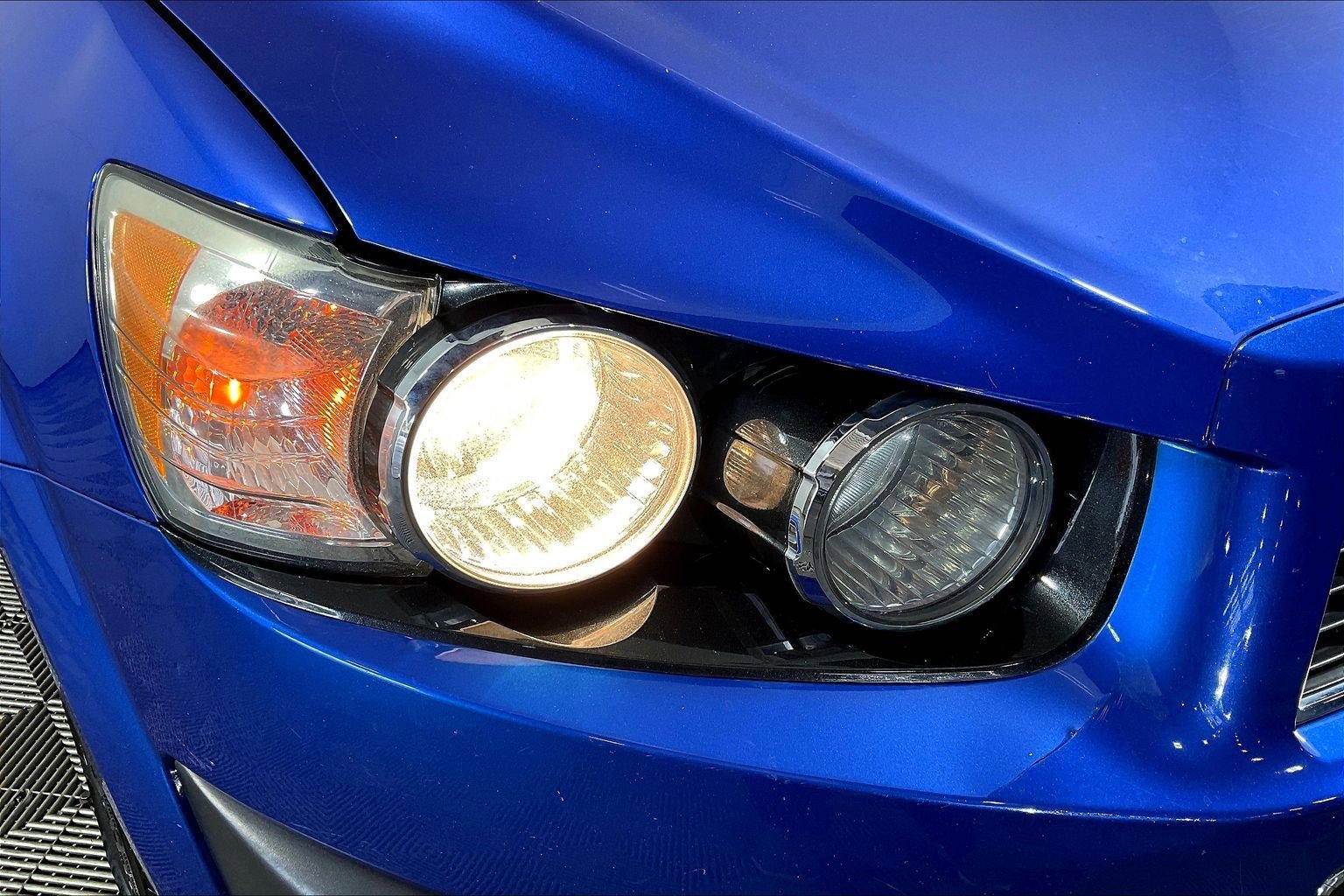 Used 2016 Chevrolet Sonic LT FWD image 30