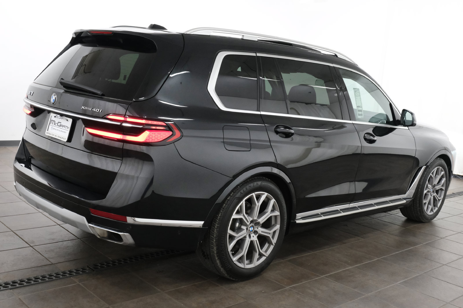 Used 2024 BMW X7 xDrive40i AWD/4WD image 5