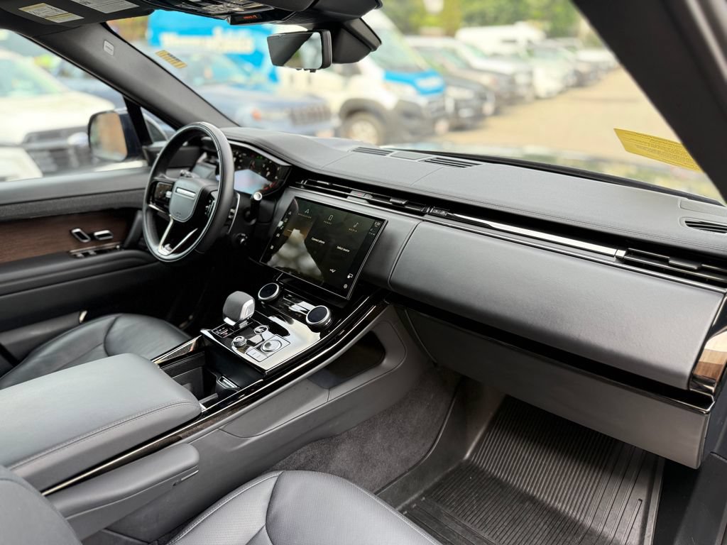 Used 2023 Land Rover Range Rover Sport SE Dynamic AWD/4WD image 15