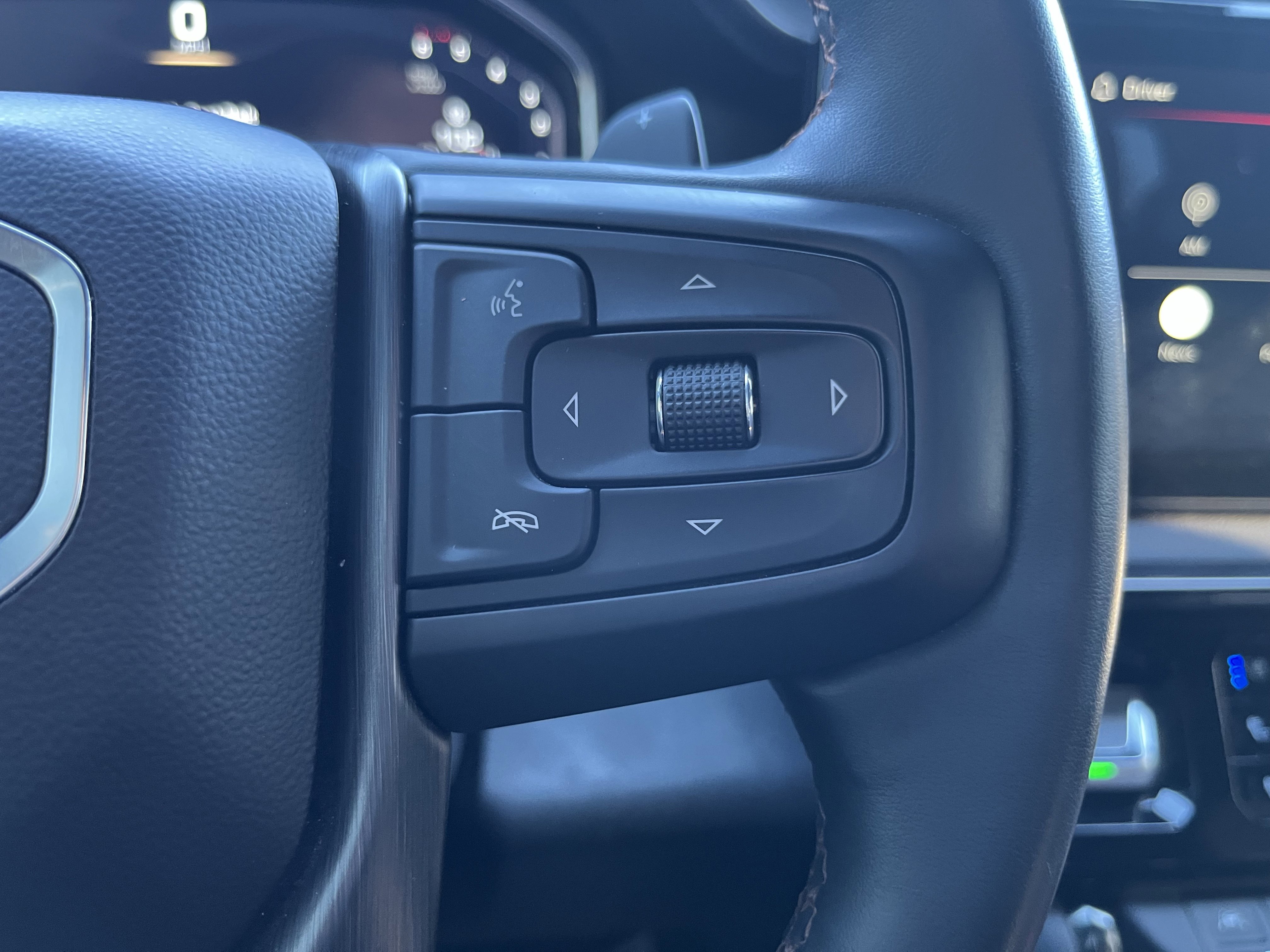 Used 2024 GMC Sierra 1500 AT4 w/ Technology Package image 25