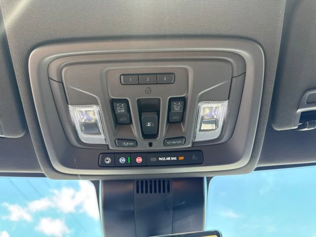 Used 2025 GMC Sierra 1500 Denali w/ Denali Reserve Package AWD/4WD image 20