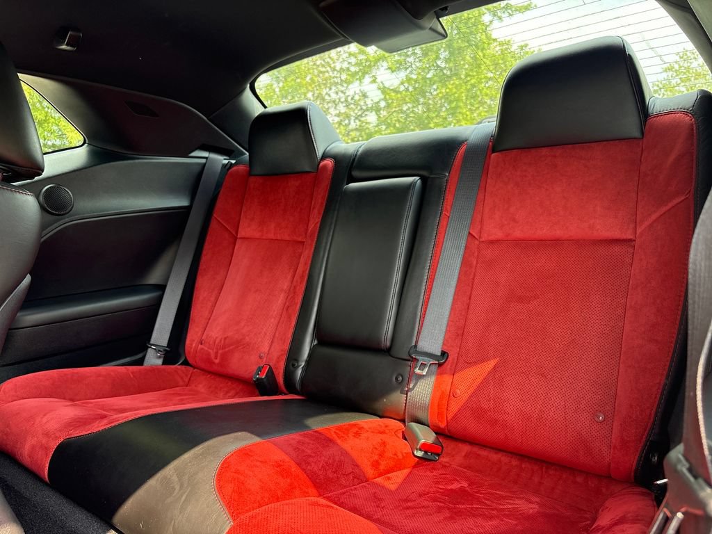 Used 2019 Dodge Challenger R/T w/ Plus Package RWD image 20