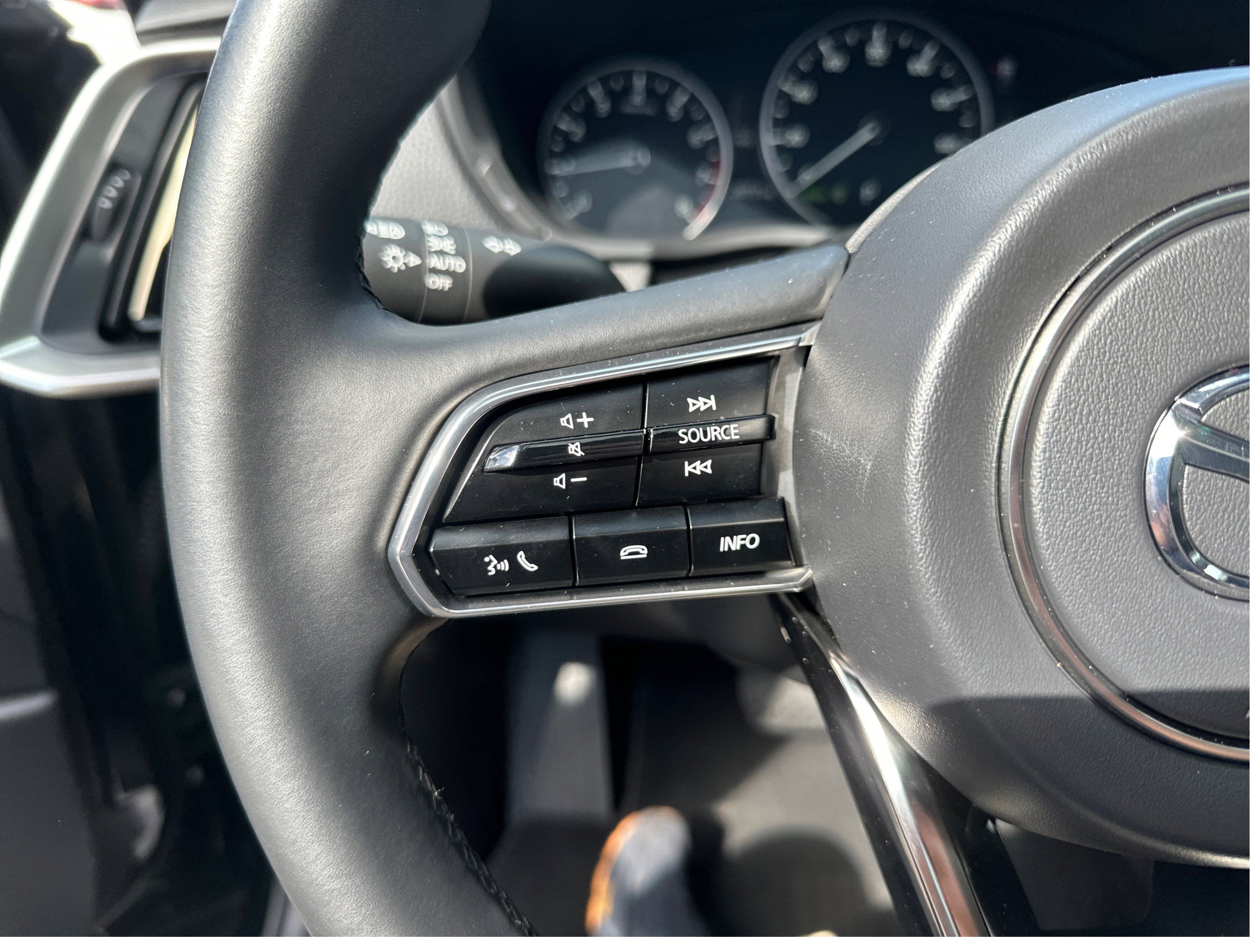 Certified 2024 MAZDA CX-90 3.3 Turbo w/ Preferred Package image 33