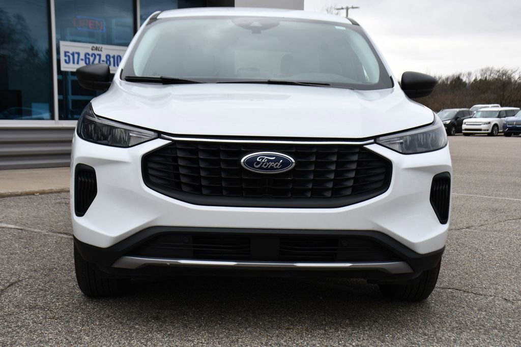 Used 2023 Ford Escape Active image 10