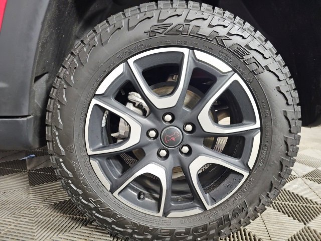 Certified 2025 Jeep Compass Trailhawk w/ Trailhawk Elite Group image 26