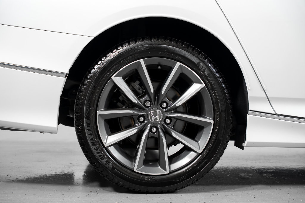Used 2022 Honda Accord EX-L image 7