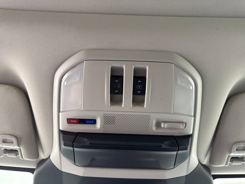 New 2025 Subaru Ascent Limited image 21