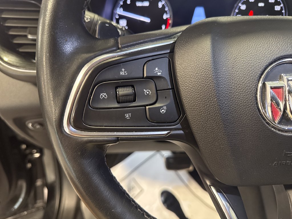Used 2023 Buick Envision Essence w/ Sport Touring Package FWD image 4