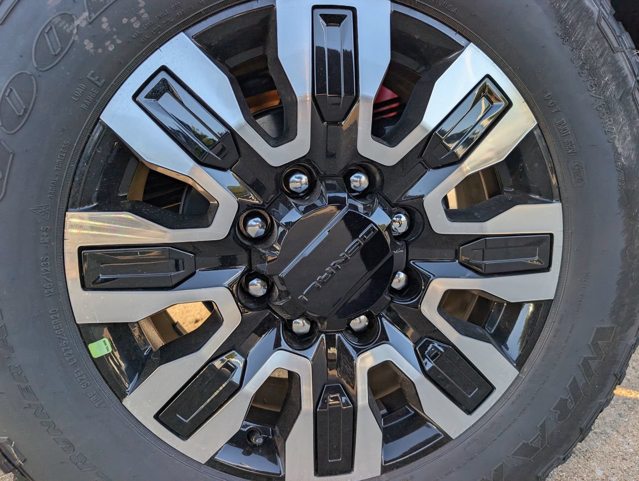 New 2026 GMC Sierra 2500 Denali Ultimate AWD/4WD image 7