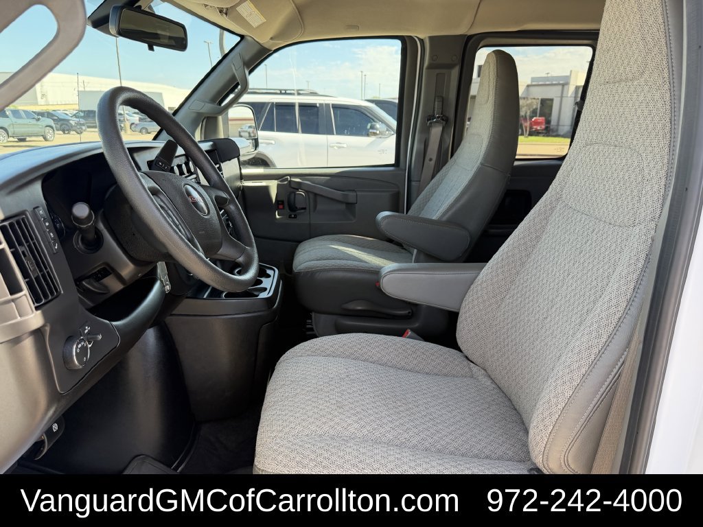Used 2026 GMC Savana 3500 LT w/ LT Preferred Equipment Group RWD image 26