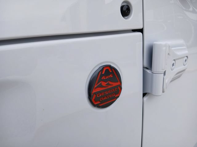 New 2026 Jeep Gladiator Mojave AWD/4WD image 32