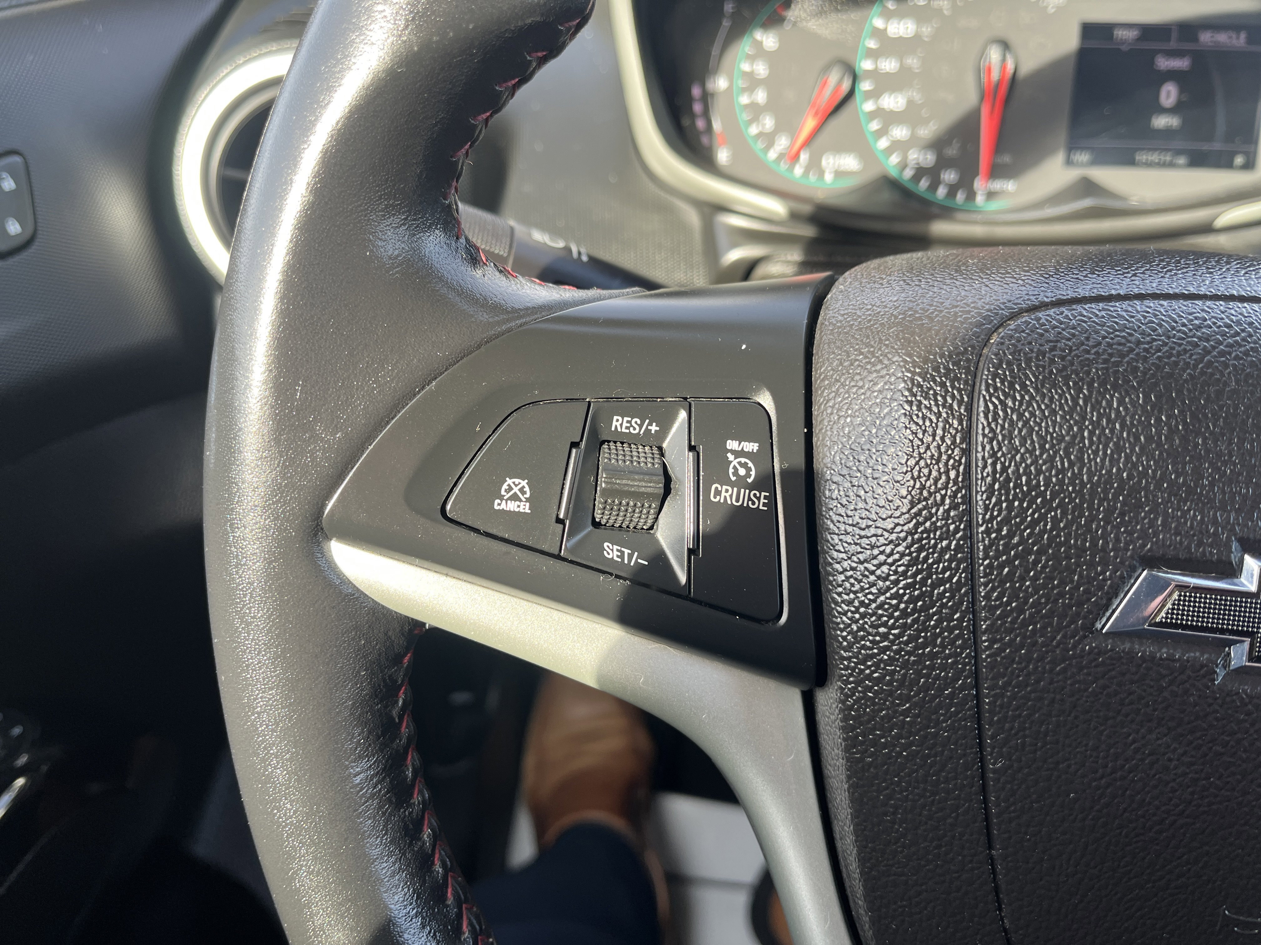 Used 2019 Chevrolet Sonic LT w/ Convenience Package image 17