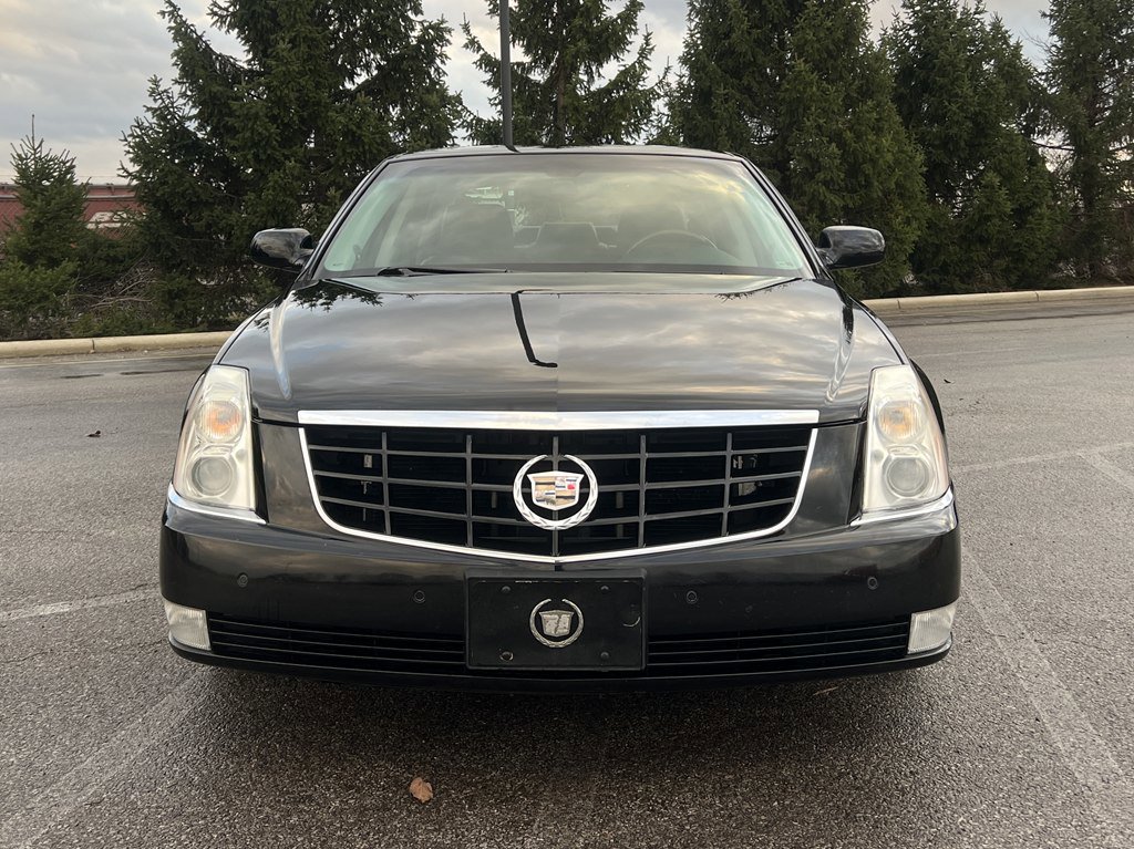 Used 2011 Cadillac DTS Premium image 8