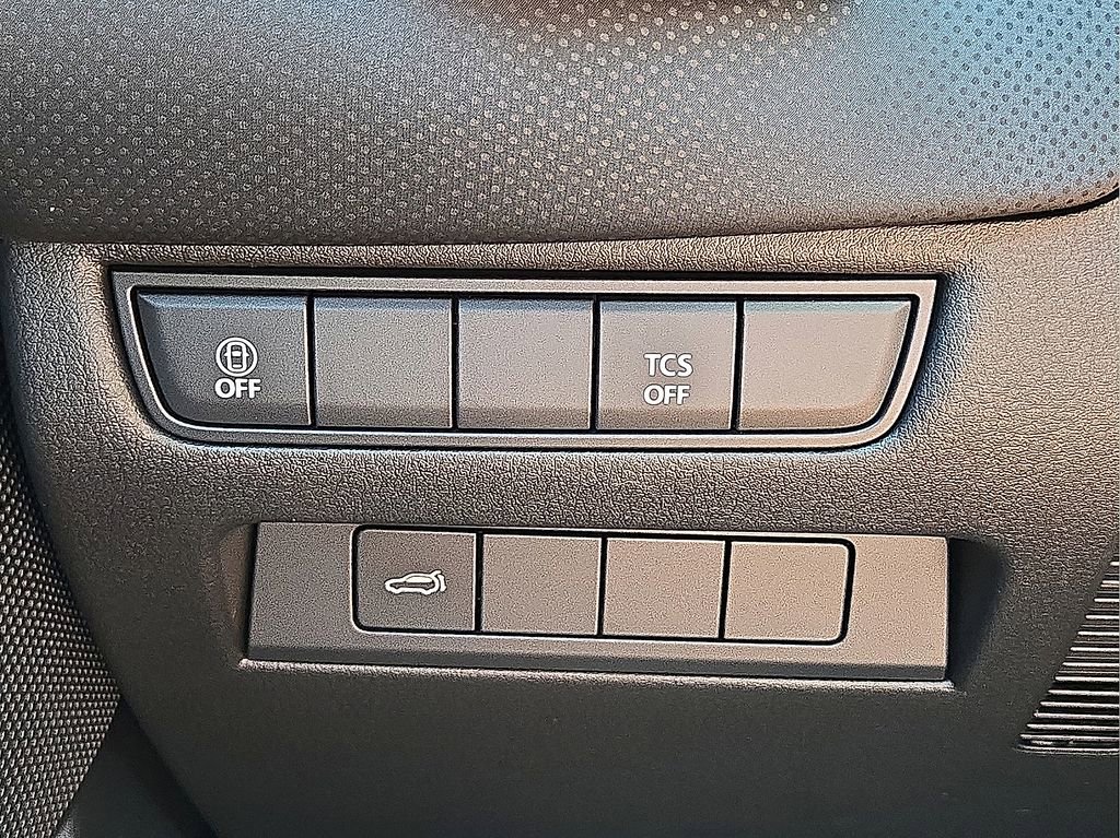 New 2025 MAZDA CX-50 AWD 2.5 S w/ Weather Package image 31