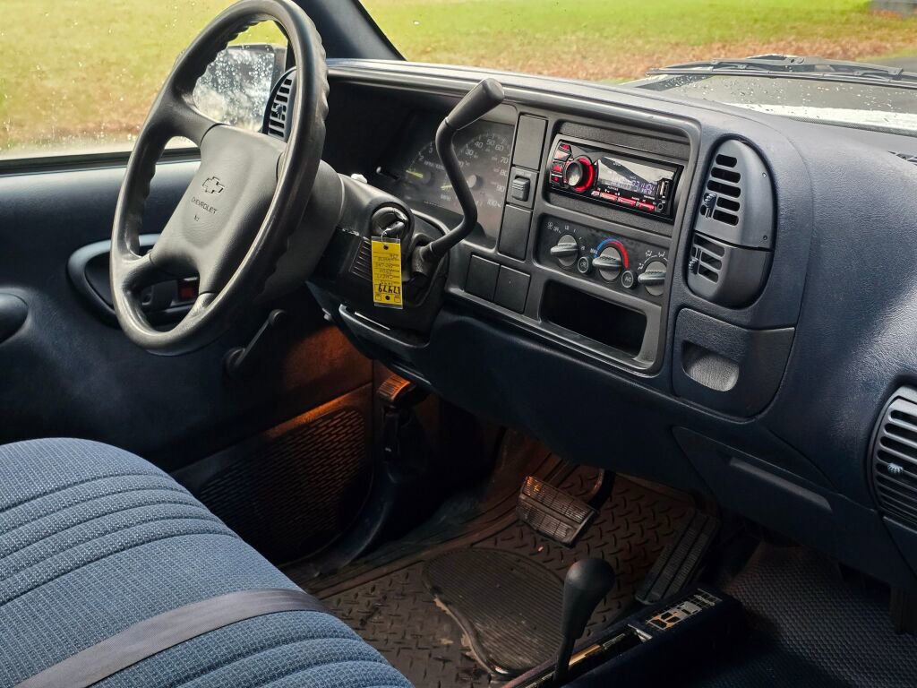 Used 1995 Chevrolet Silverado 2500 4x4 Extended Cab image 12