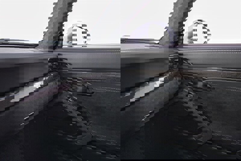 Used 2018 Porsche 911 GT2 RS image 28