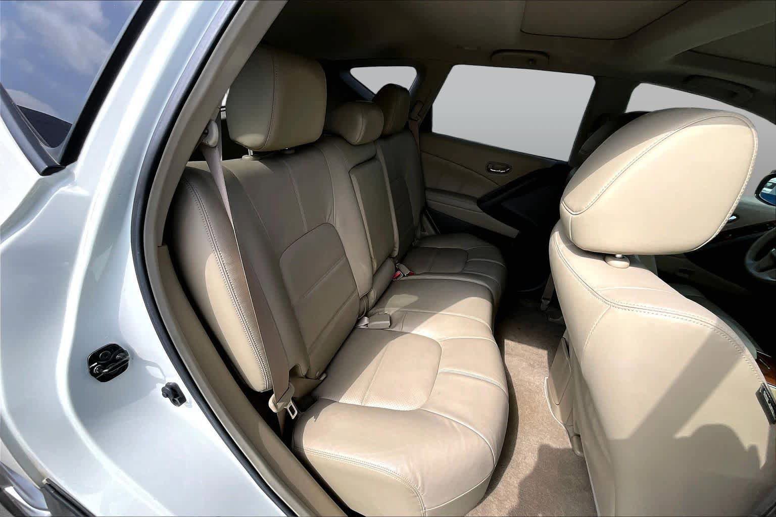 Used 2013 Nissan Murano LE w/ Platinum Pkg FWD image 20