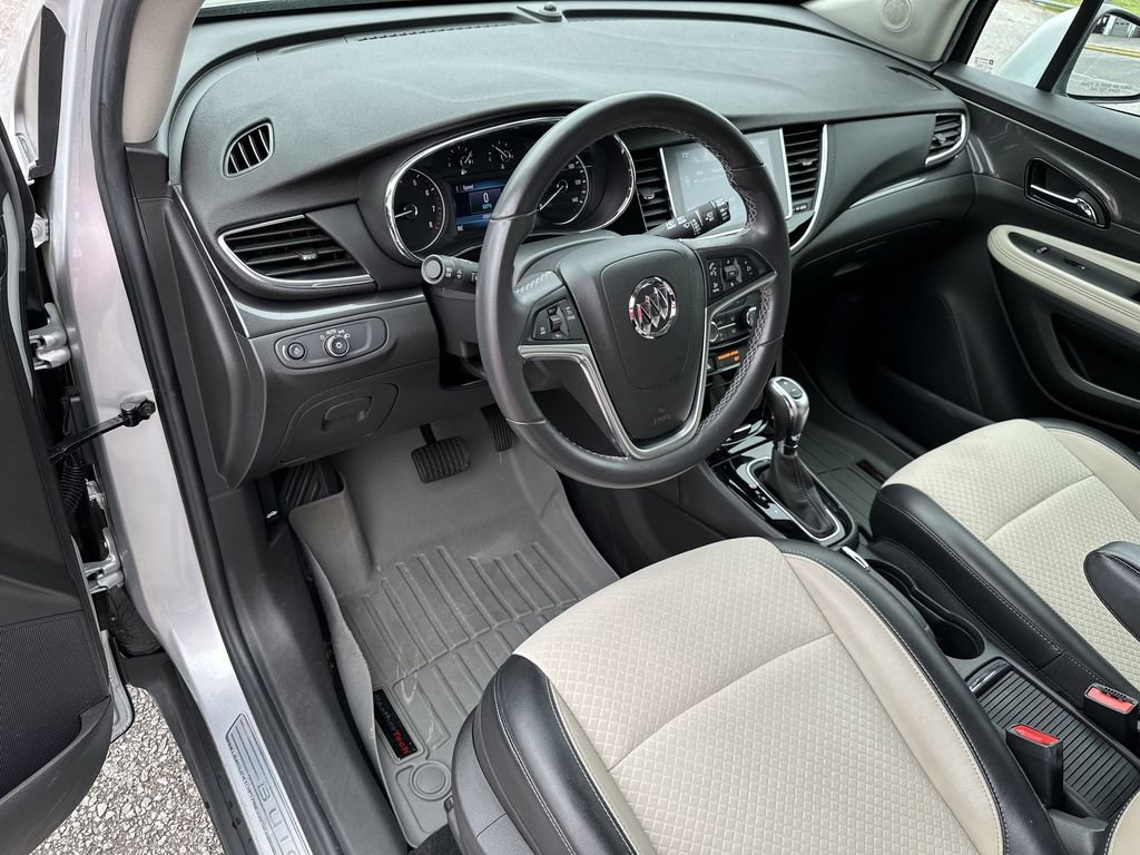 Used 2021 Buick Encore Preferred FWD image 12