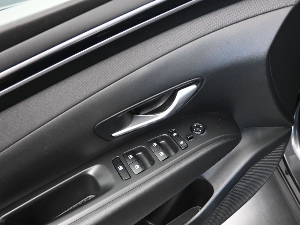 Used 2023 Hyundai Tucson SEL w/ Convenience Package image 25