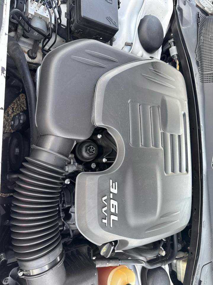 Used 2015 Chrysler 300 Limited image 20