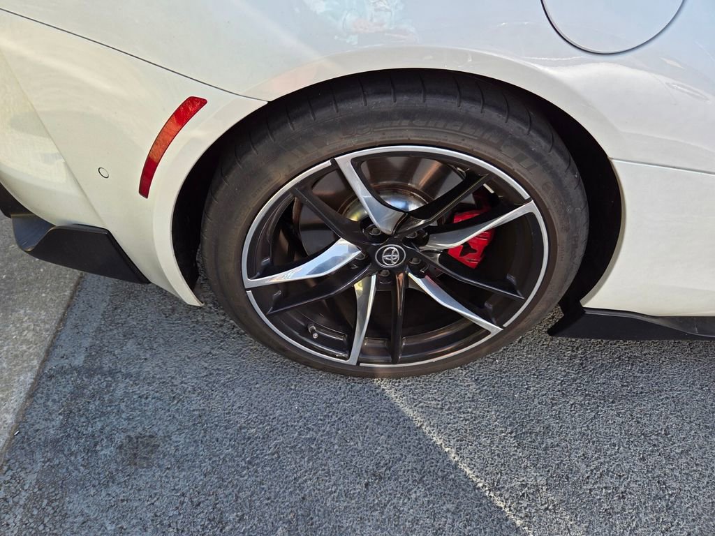 Used 2022 Toyota Supra Premium w/ Driver Assist Package RWD image 11