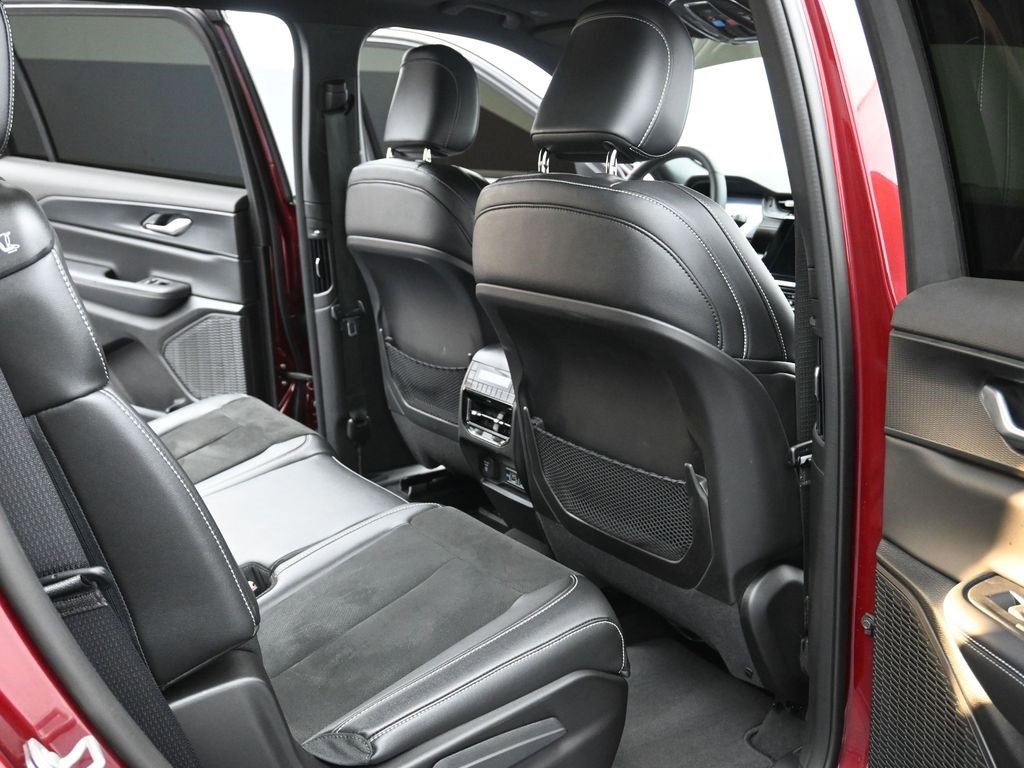 Used 2024 Jeep Grand Cherokee L Altitude image 38