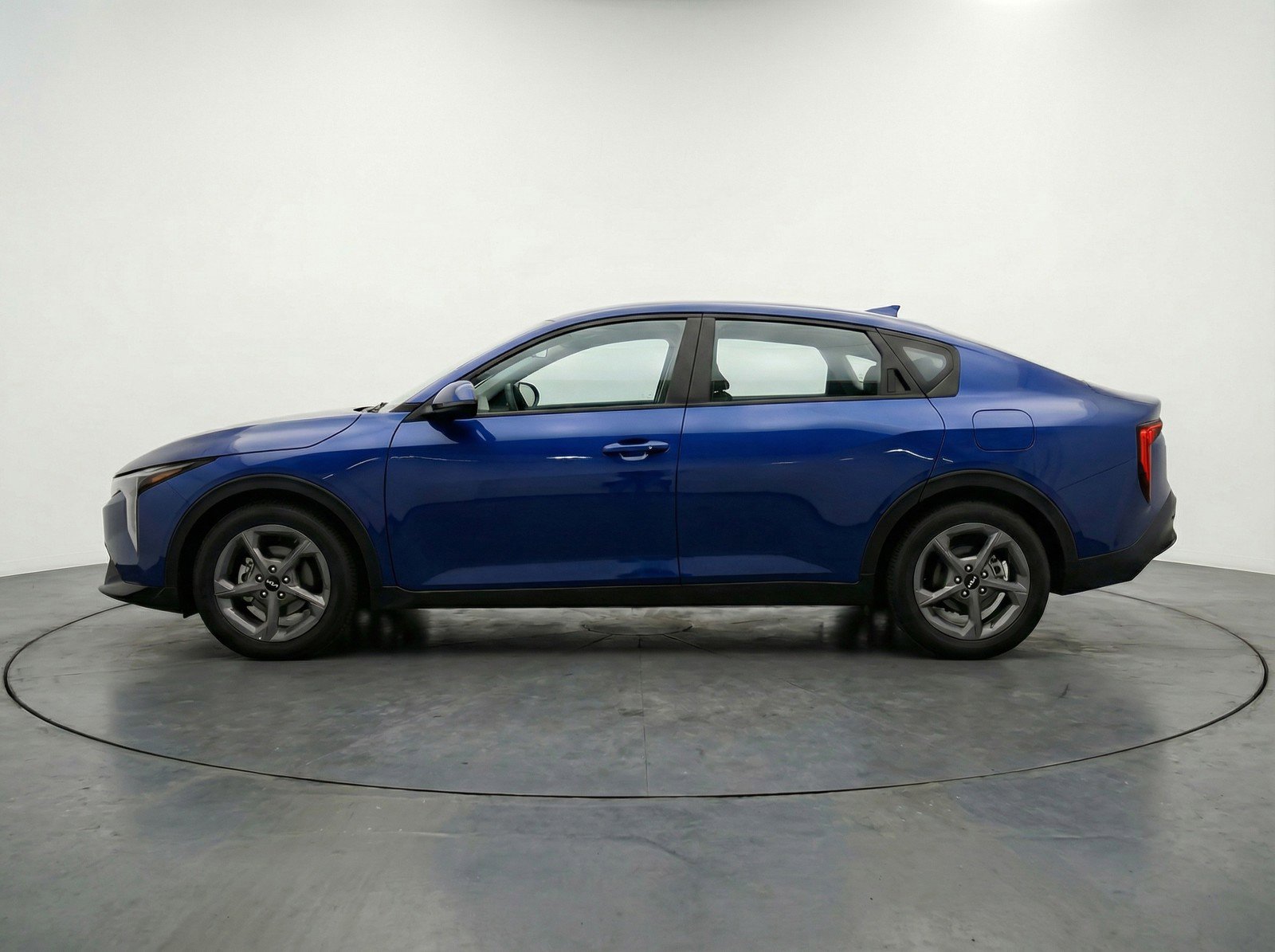 Used 2025 Kia K4 FWD image 5