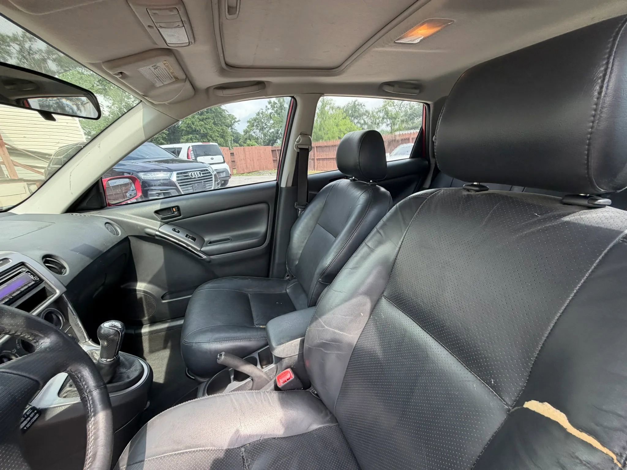 Used 2005 Pontiac Vibe GT w/ Power Group Value Package image 12