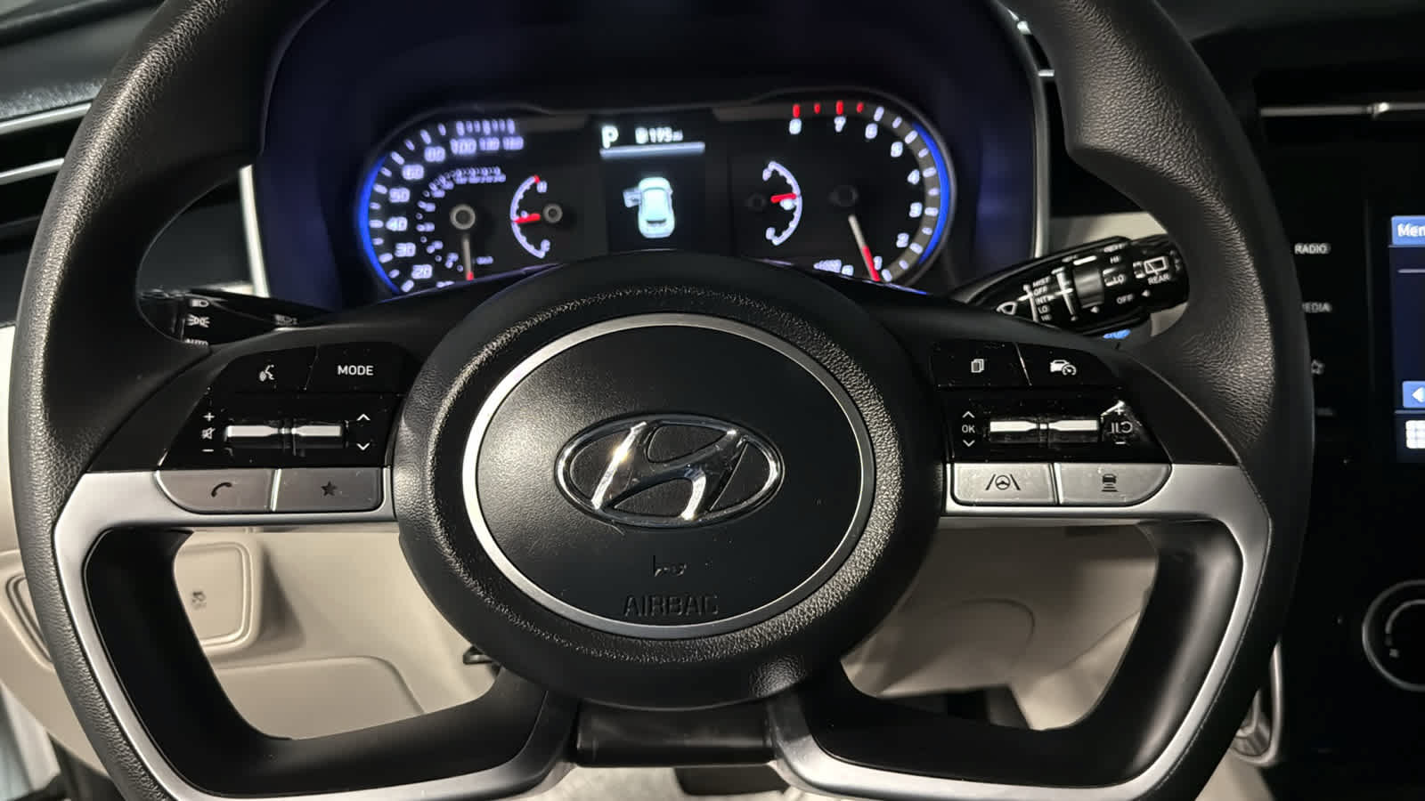 Used 2023 Hyundai Tucson SEL AWD/4WD image 11