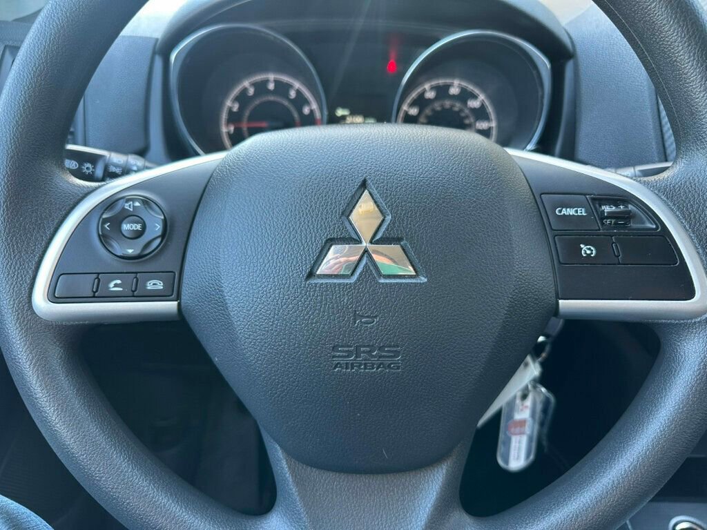 Used 2022 Mitsubishi Outlander Sport ES AWD/4WD image 13