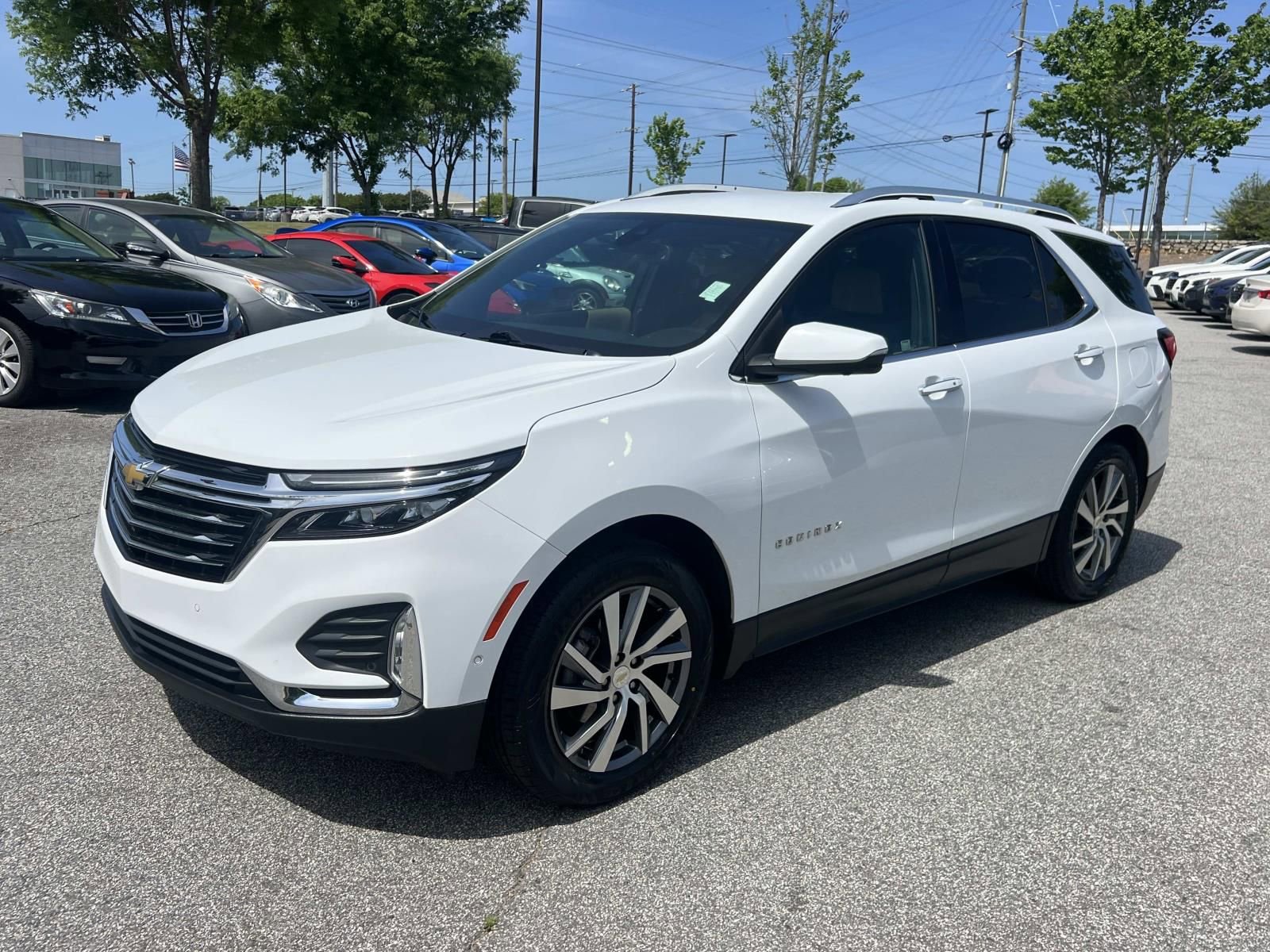 Used 2022 Chevrolet Equinox Premier image 3