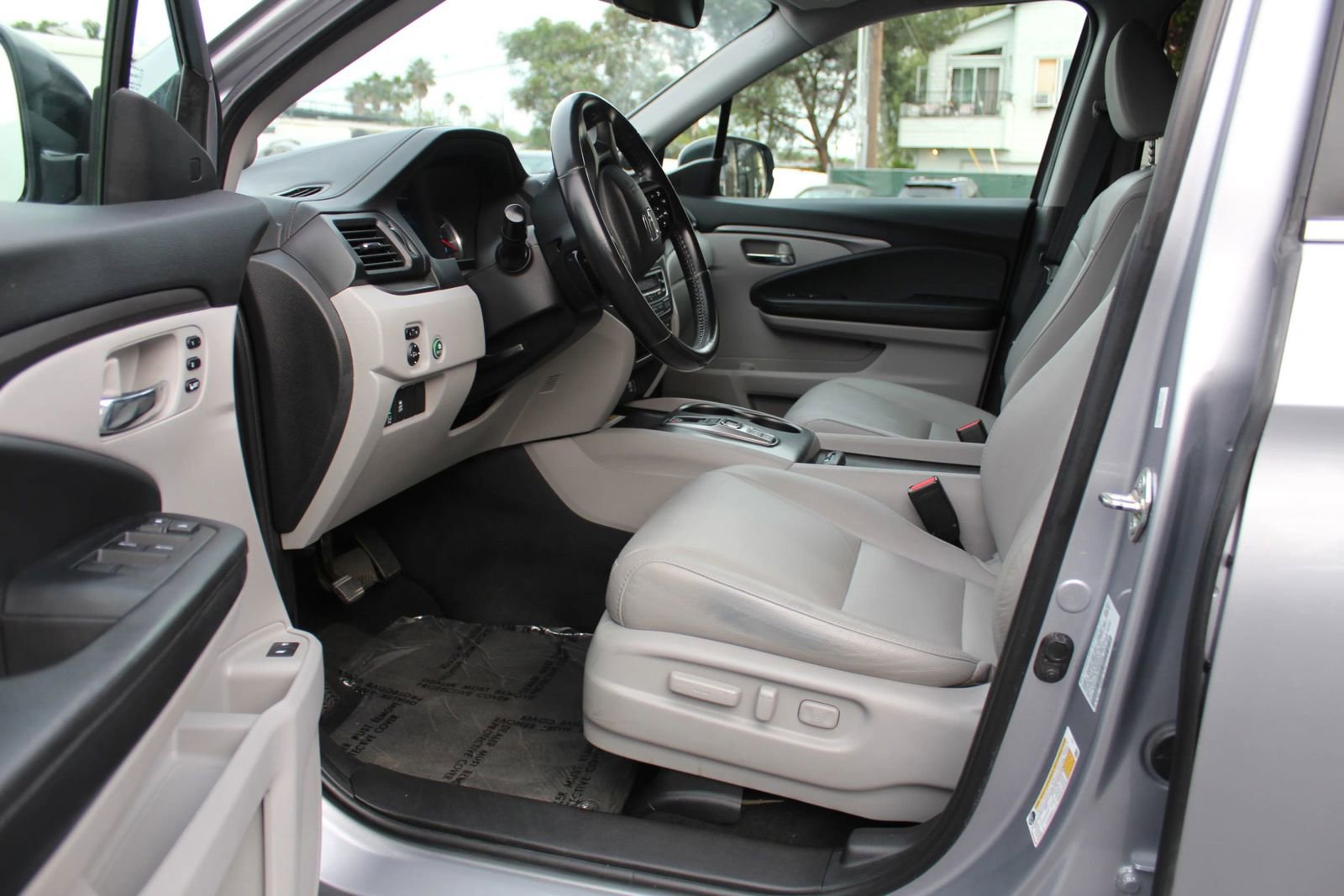 Used 2021 Honda Pilot Special Edition image 9