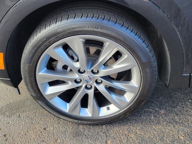 Used 2023 Buick Envision Avenir image 5