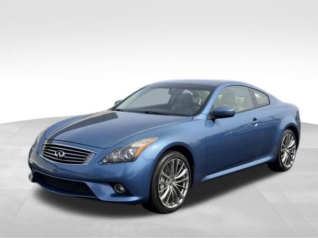 Used 2013 INFINITI G37 x w/ Premium Pkg image 3