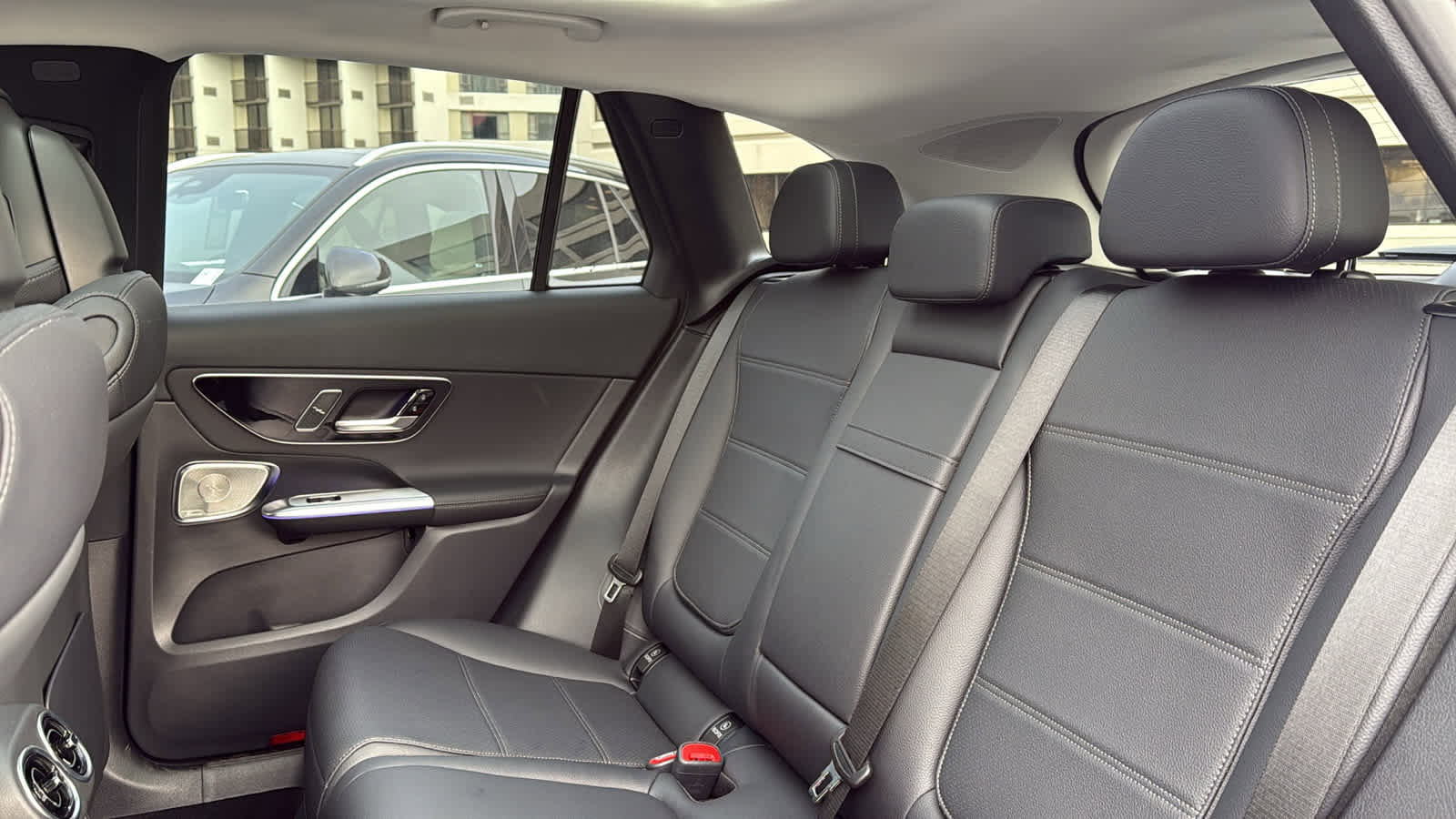New 2025 Mercedes-Benz GLC 350e 4MATIC image 29