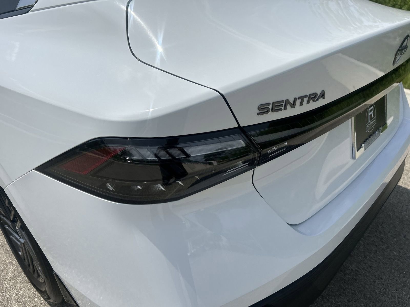 New 2026 Nissan Sentra SV w/ SV Convenience Package FWD image 31
