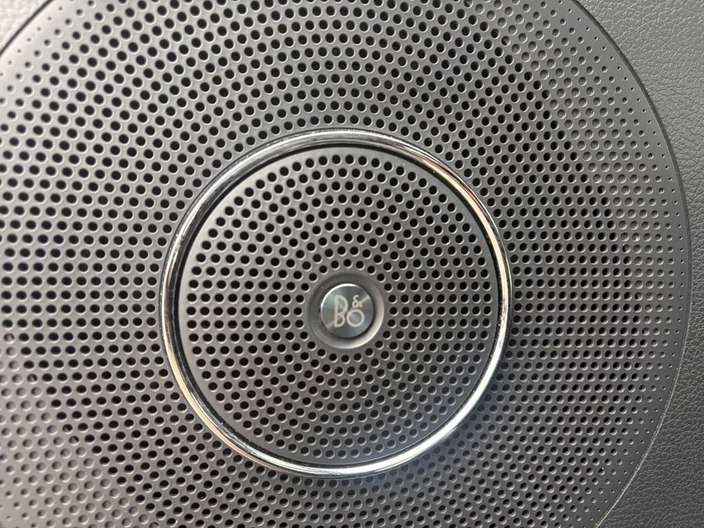 Used 2024 Ford Expedition Limited image 24