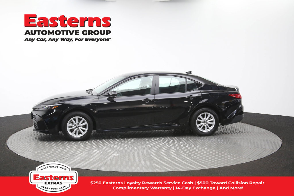 Used 2026 Toyota Camry LE FWD image 60