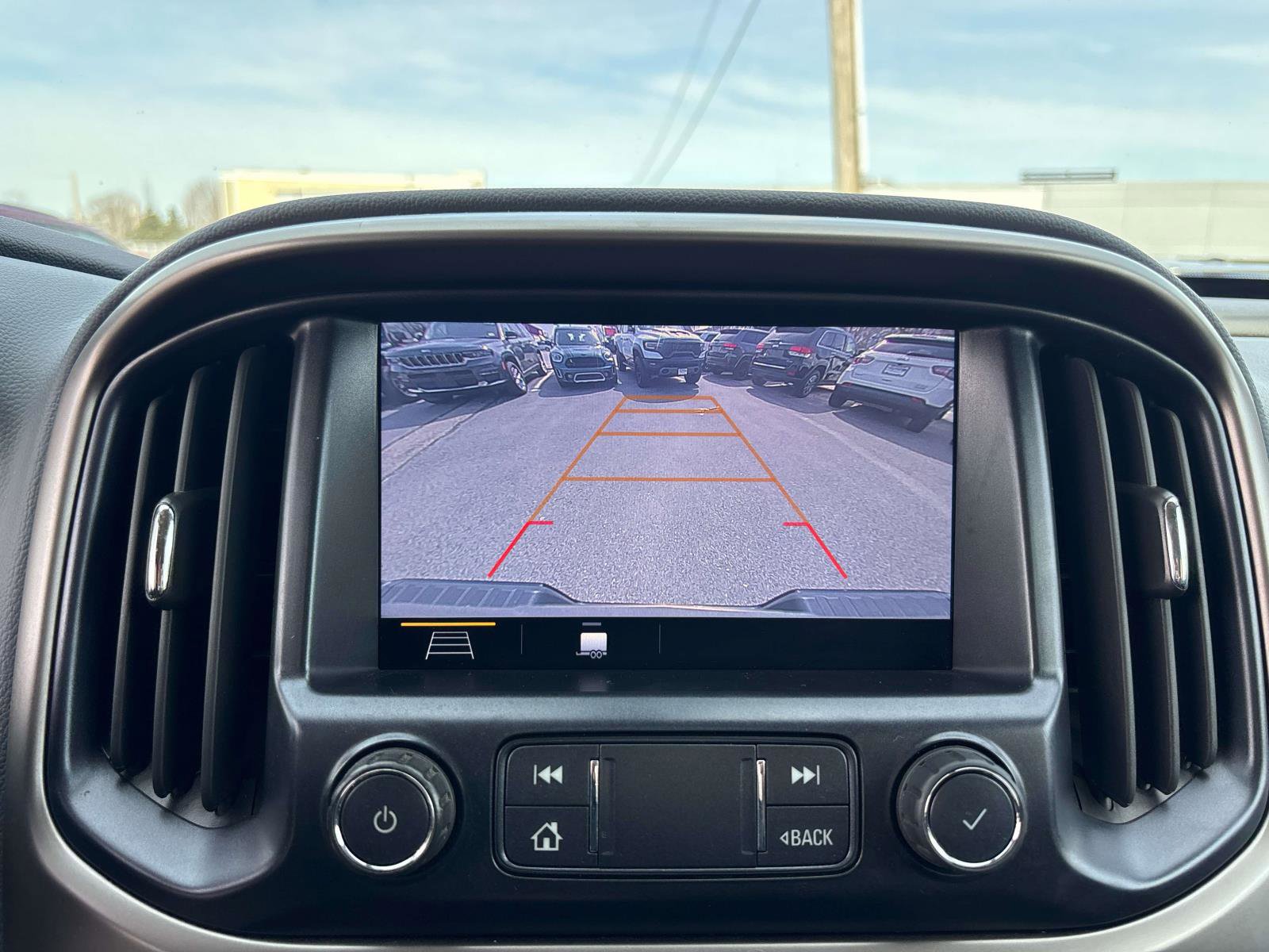 Used 2020 Chevrolet Colorado Z71 image 22