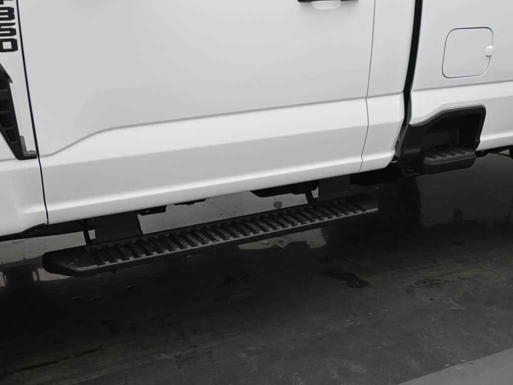 New 2026 Ford F350 XL w/ FX4 Off-Road Package AWD/4WD image 15