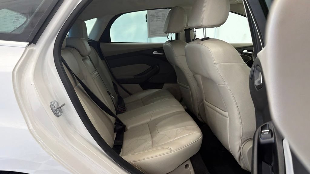 Used 2014 Ford Focus Electric Hatchback FWD image 23
