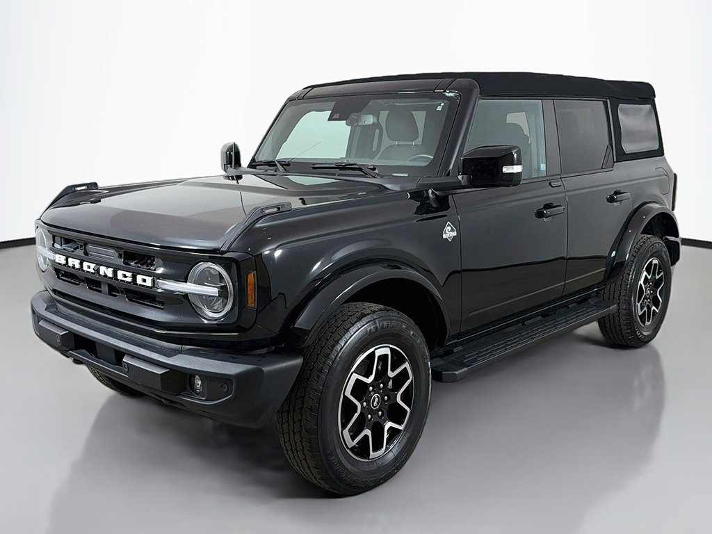 Used 2023 Ford Bronco Outer Banks AWD/4WD image 11
