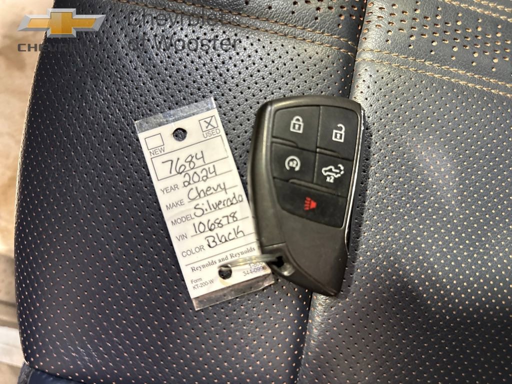 Used 2024 Chevrolet Silverado 1500 High Country w/ High Country Premium Package image 35