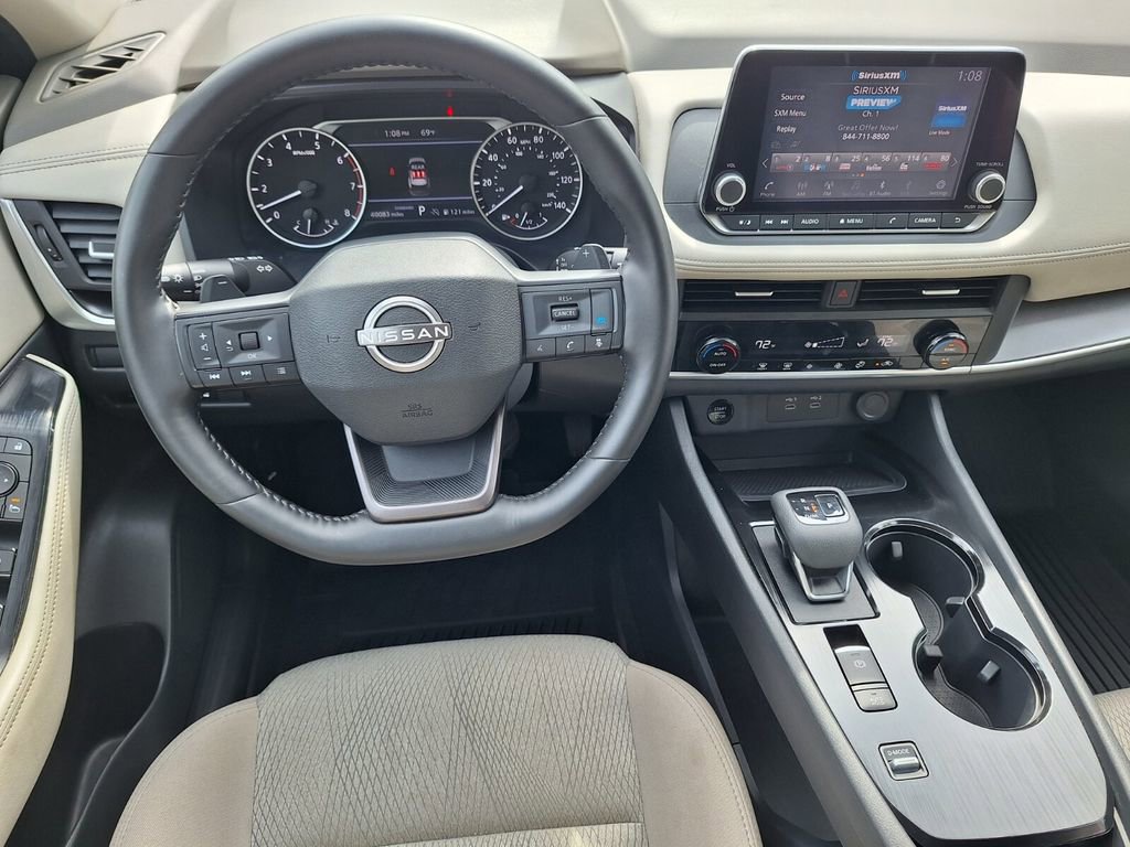 Used 2025 Nissan Rogue SV image 21